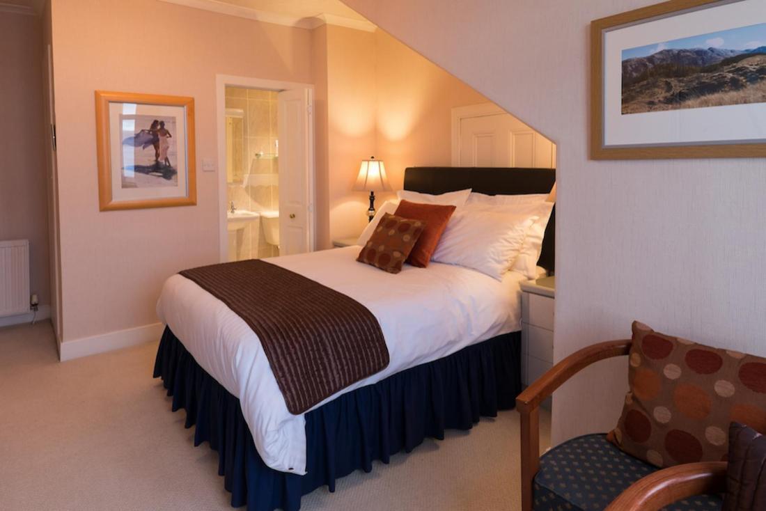 The Cedars Guest House ดูนูน ภายนอก รูปภาพ